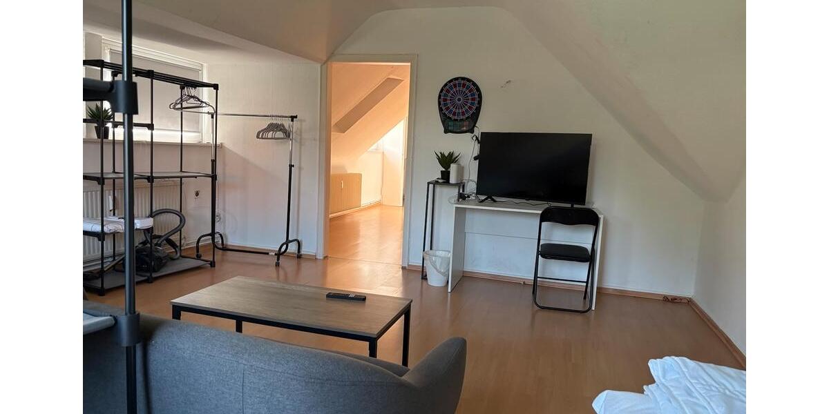 Dachgeschoßwohnung Kassel Niederzwehren - 3 Zimmer, 75 m&sup2;, 750&euro; | Angebot:26366713