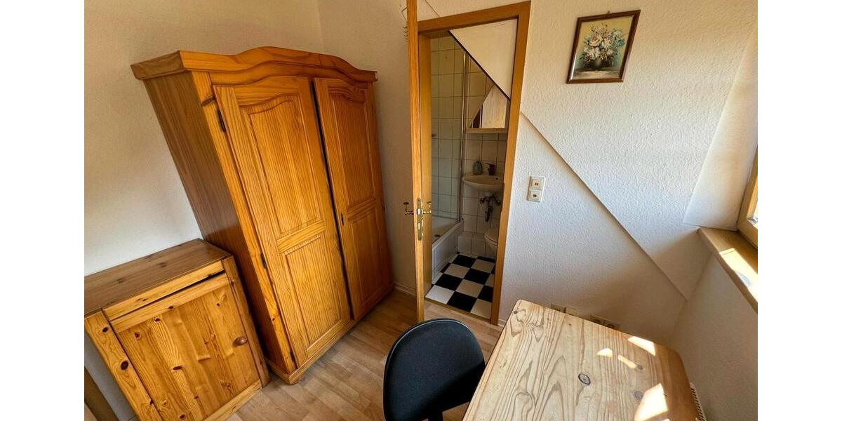 Dachgeschoßwohnung Gengenbach - 1 Zimmer, 15 m&sup2;, 420&euro; | Angebot:25903876