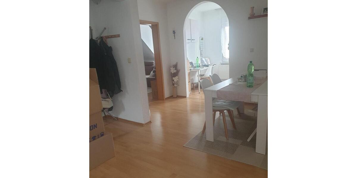 Dachgeschoßwohnung Albstadt - 3 Zimmer, 52 m&sup2;, 500&euro; | Angebot:26693296