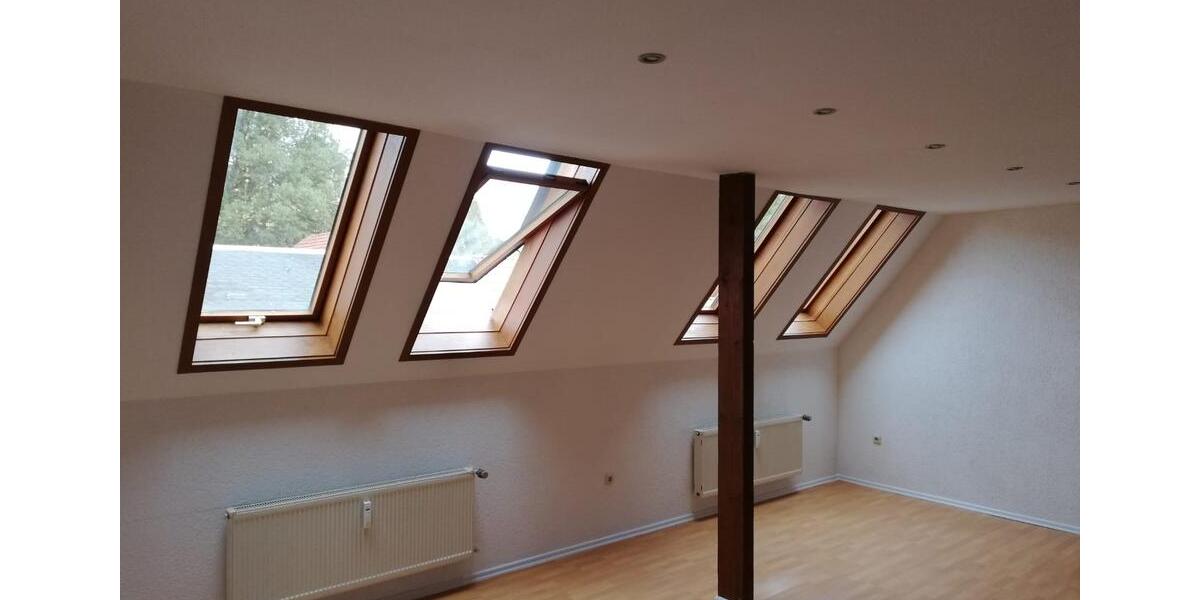 Dachgeschoßwohnung Herbsleben - 2 Zimmer, 90 m&sup2;, 720&euro; | Angebot:26321991