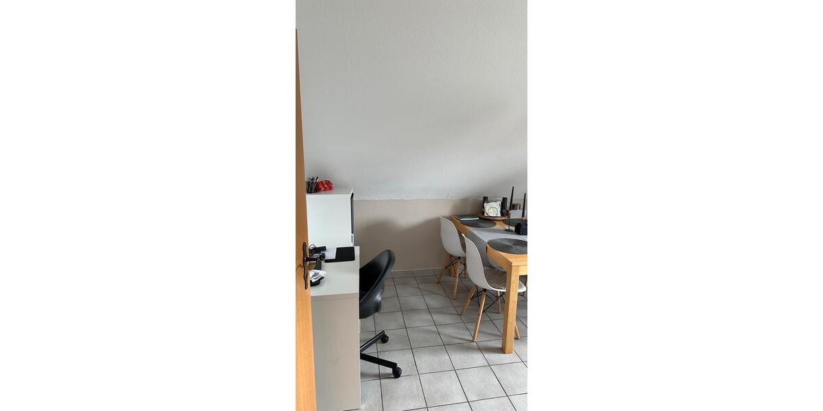 Dachgeschoßwohnung Griesheim - 1 Zimmer, 40 m&sup2;, 815&euro; | Angebot:26020923