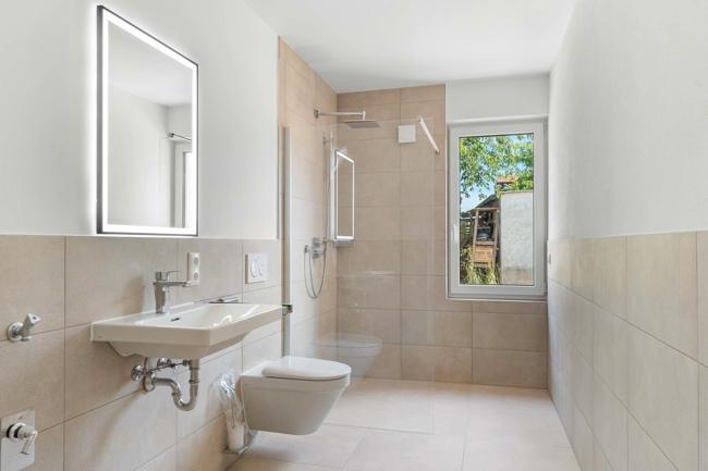 Erdgeschoßwohnung Bad Füssing - 3 Zimmer, 97 m&sup2;, 1.650&euro; | Angebot:22240011