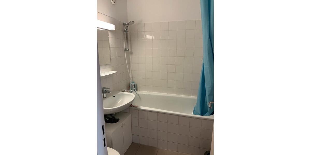 Etagenwohnung Düsseldorf Stadtbezirk 8 - 1 Zimmer, 30 m&sup2;, 620&euro; | Angebot:26327073