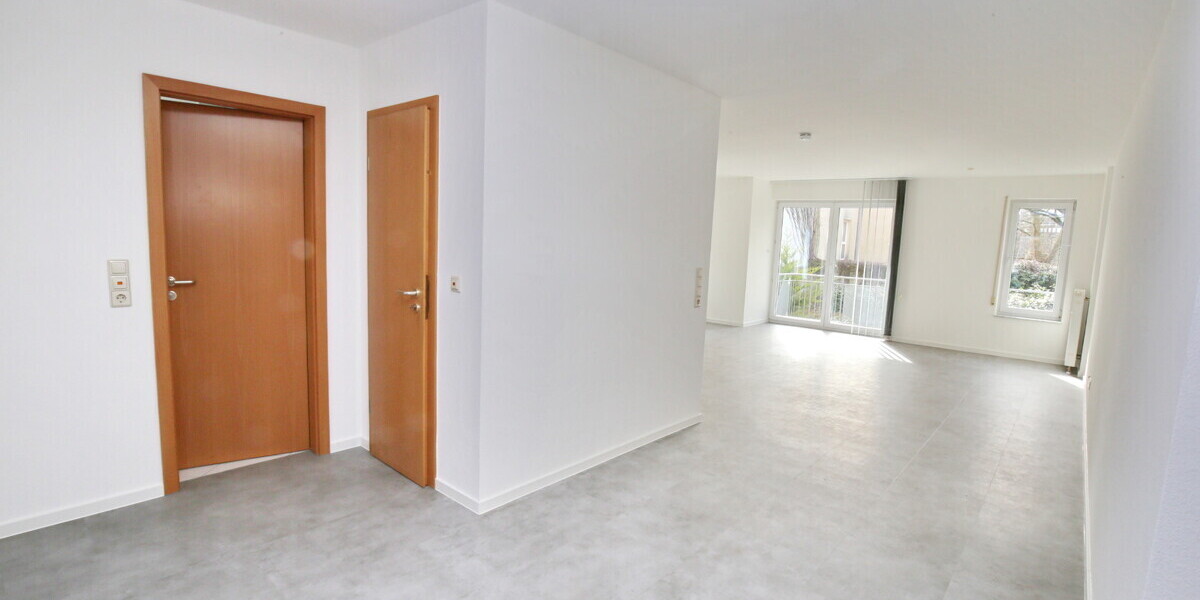 Frisch renovierte 3-Zimmer-Wohnung mit 2 sonnigen Balkonen - 3- Karlsruhe Mühlburg | Angebot:26044581