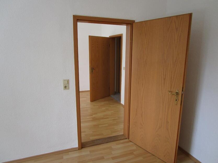 HBS, 2-R-Whng. m. EBK, ruhig, guter Zuschnitt