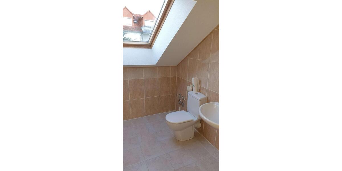 Dachgeschoßwohnung Langgöns - 3 Zimmer, 120 m&sup2;, 950&euro; | Angebot:26646129