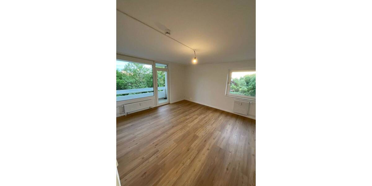 Etagenwohnung Kiel Mettenhof - 2 Zimmer, 70 m&sup2;, 579&euro; | Angebot:26834774