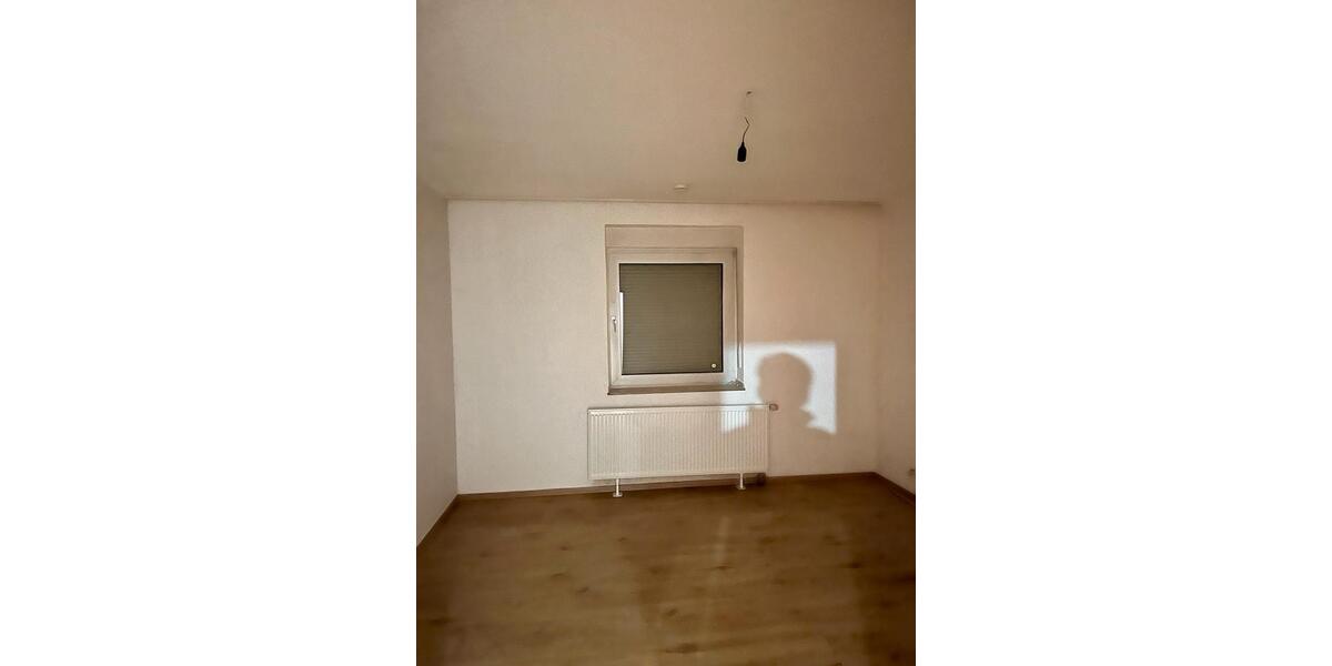Erdgeschoßwohnung Bochum Bochum-Mitte - 4 Zimmer, 82 m&sup2;, 1.050&euro; | Angebot:25225229
