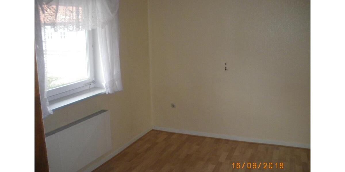 Doppelhaushälfte in Holle OT Henneckenrode 6 zimmer