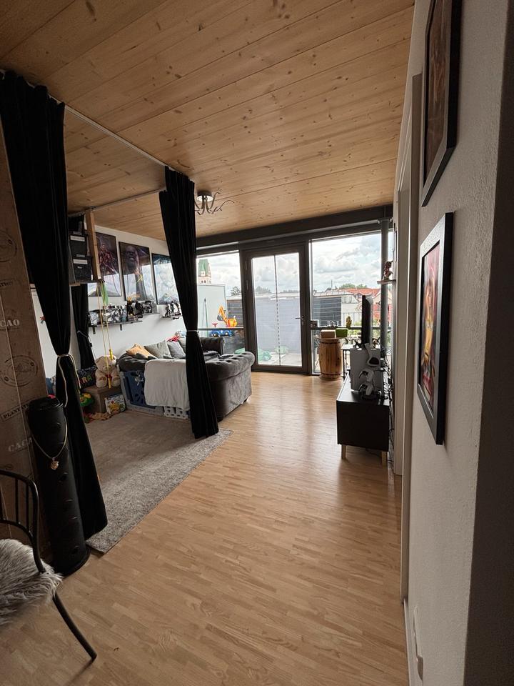Stilvolles 2-Zimmer Penthouse mit Balkon im Ärztehaus -Dietenheim