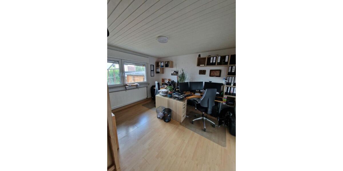 Bungalow Sarstedt - 6 Zimmer, 125 m&sup2;, 1.100&euro; | Angebot:24490456