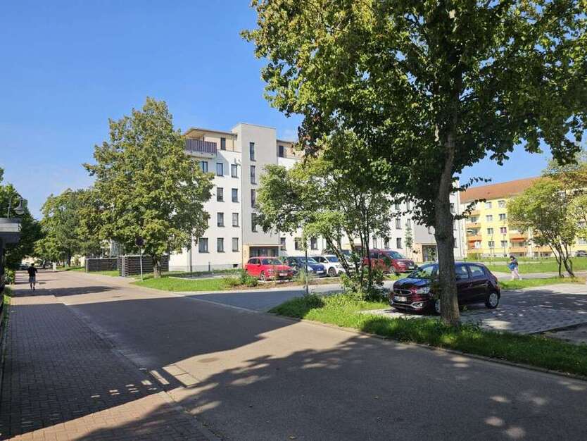 Wohnung zum Mieten in Braunsbedra 1.148 € 114.7 m²