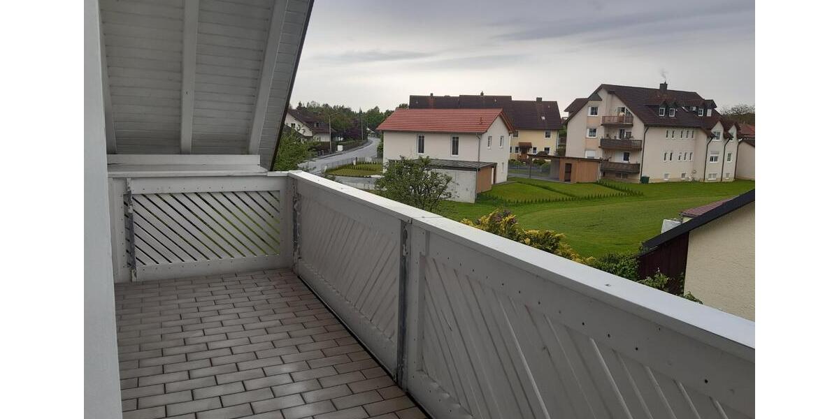 Dachgeschoßwohnung Vilshofen an der Donau - 2 Zimmer, 75 m&sup2;, 520&euro; | Angebot:24829115