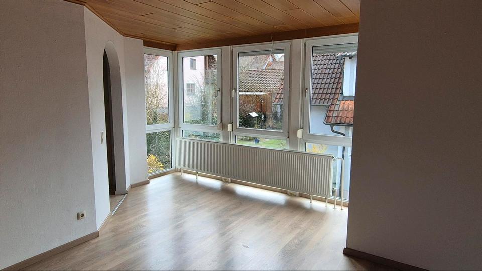 Maisonettenwohnung Edelsfeld - 3 Zimmer, 100 m&sup2;, 1.000&euro; | Angebot:26004604