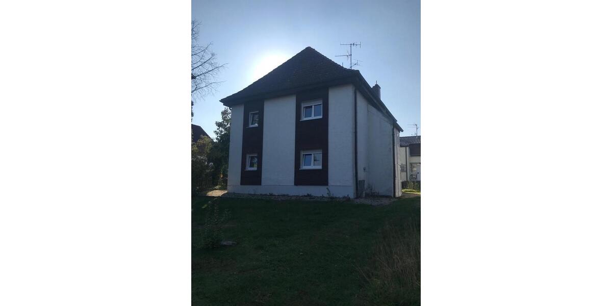 Einfamilienhaus Simbach - 5 Zimmer, 150 m&sup2;, 1.050&euro; | Angebot:25916397