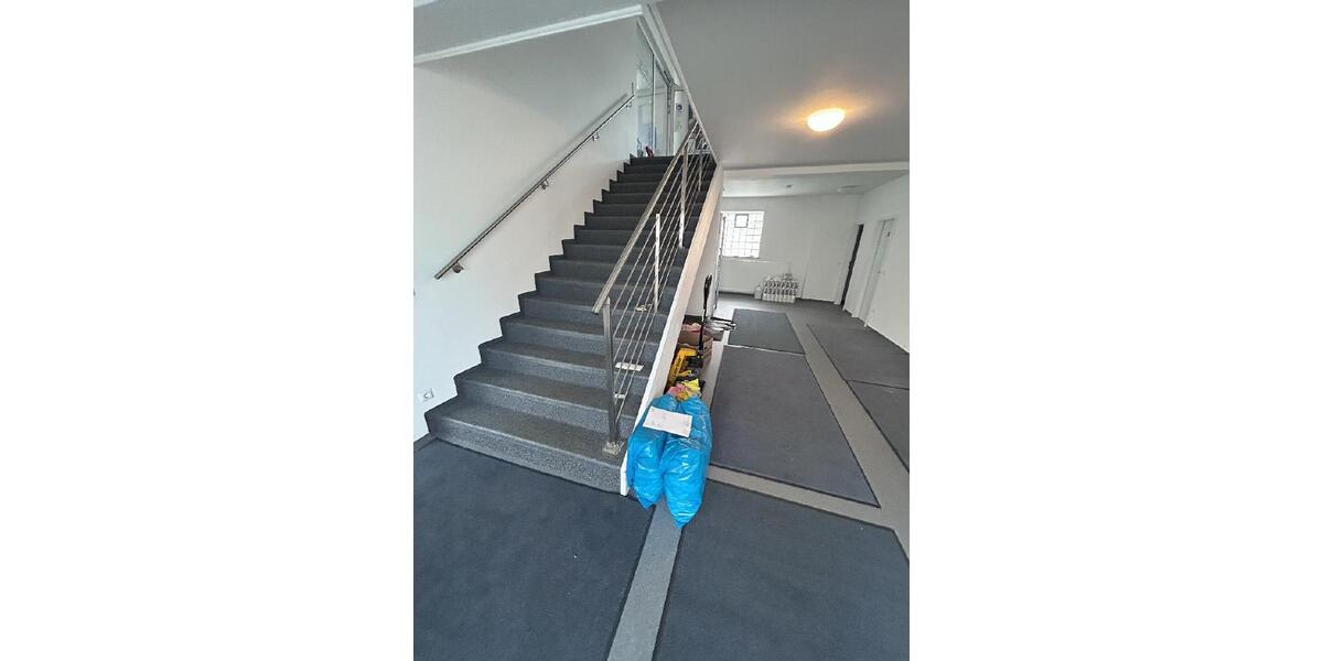 Büro- und Lagerflächen im Zentrum von Gersthofen zimmer