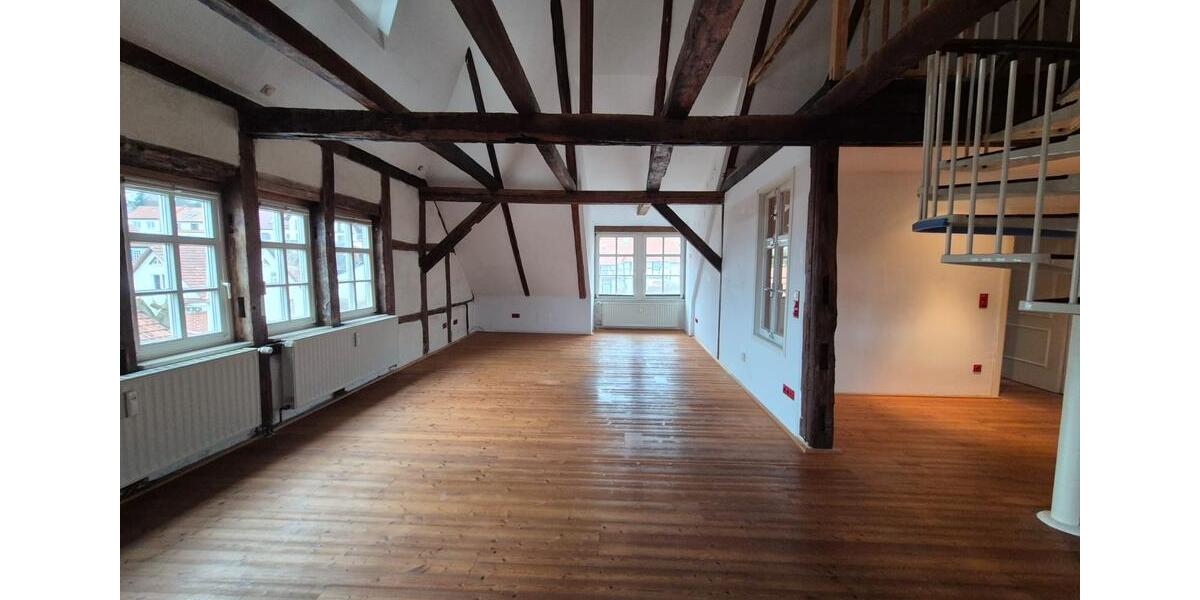Dachgeschoßwohnung Treffurt - 2 Zimmer, 120 m&sup2;, 660&euro; | Angebot:26087134