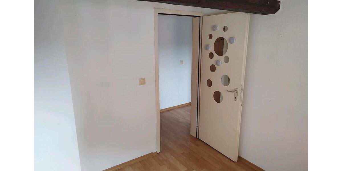 Dachgeschoßwohnung Schöningen - 3 Zimmer, 65 m&sup2;, 390&euro; | Angebot:26135157