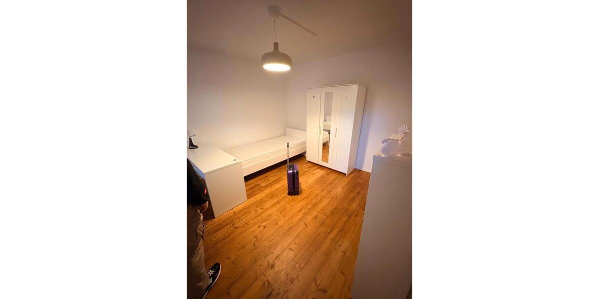 Wohnen auf Zeit Köln Porz - 1 Zimmer, 10 m&sup2;, 550&euro; | Angebot:26005966