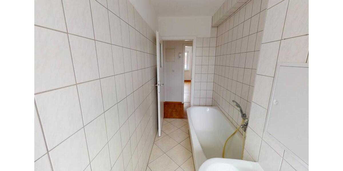 Etagenwohnung Wittenberg Lutherstadt - 4 Zimmer, 74 m&sup2;, 449&euro; | Angebot:25853010