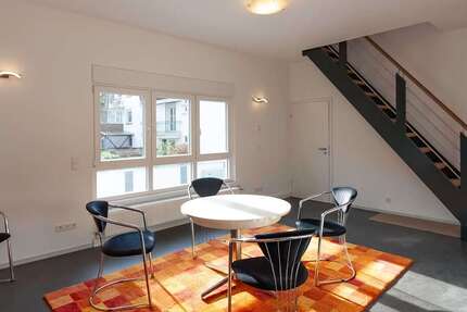 Wohnung zum Mieten in Rüsselsheim am Main 1.300 € 117 m² 3 zimmer