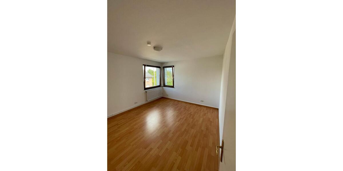 Etagenwohnung Bergisch Gladbach - 2 Zimmer, 60 m&sup2;, 790&euro; | Angebot:25182301