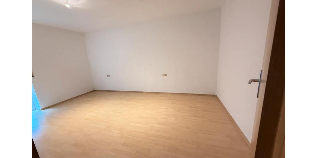 Erdgeschoßwohnung Feuchtwangen - 3 Zimmer, 74 m&sup2;, 1.105&euro; | Angebot:26400506