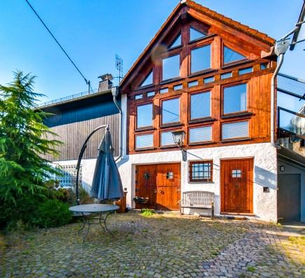 Erstbezug 3 ZKB nach Renovierung 3 zimmer