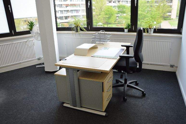 Gewerbeobjekt Köln Westhoven - 130&euro; | Angebot:25218801