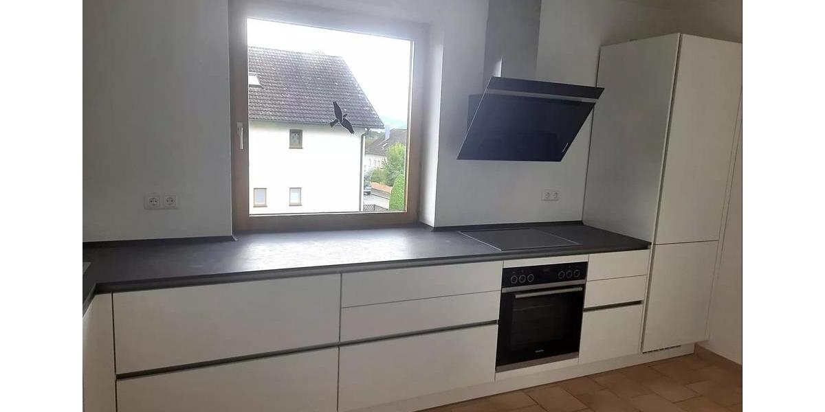 Etagenwohnung Weiding - 4 Zimmer, 97 m&sup2;, 700&euro; | Angebot:26336682