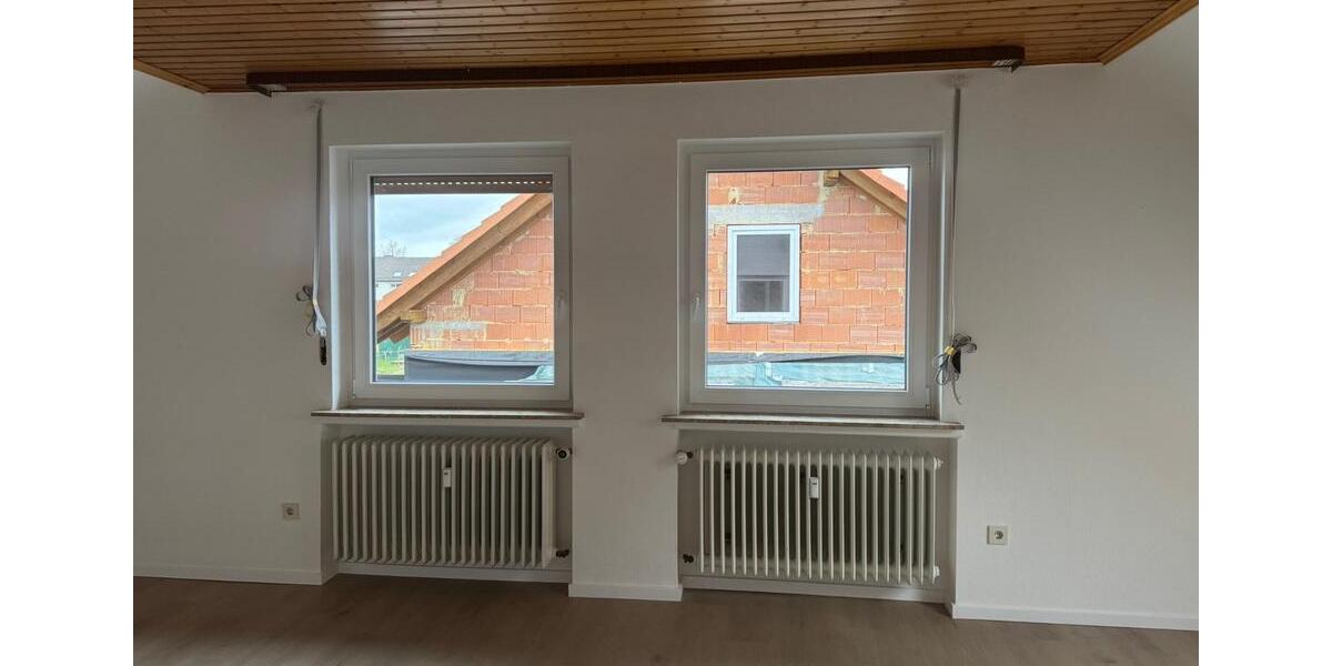 Dachgeschoßwohnung Eschwege - 2 Zimmer, 65 m&sup2;, 495&euro; | Angebot:25764395