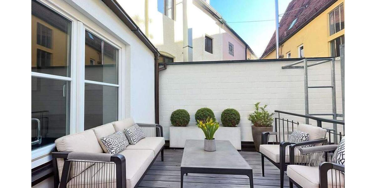 Etagenwohnung Nördlingen - 3 Zimmer, 92 m&sup2;, 1.060&euro; | Angebot:24696958