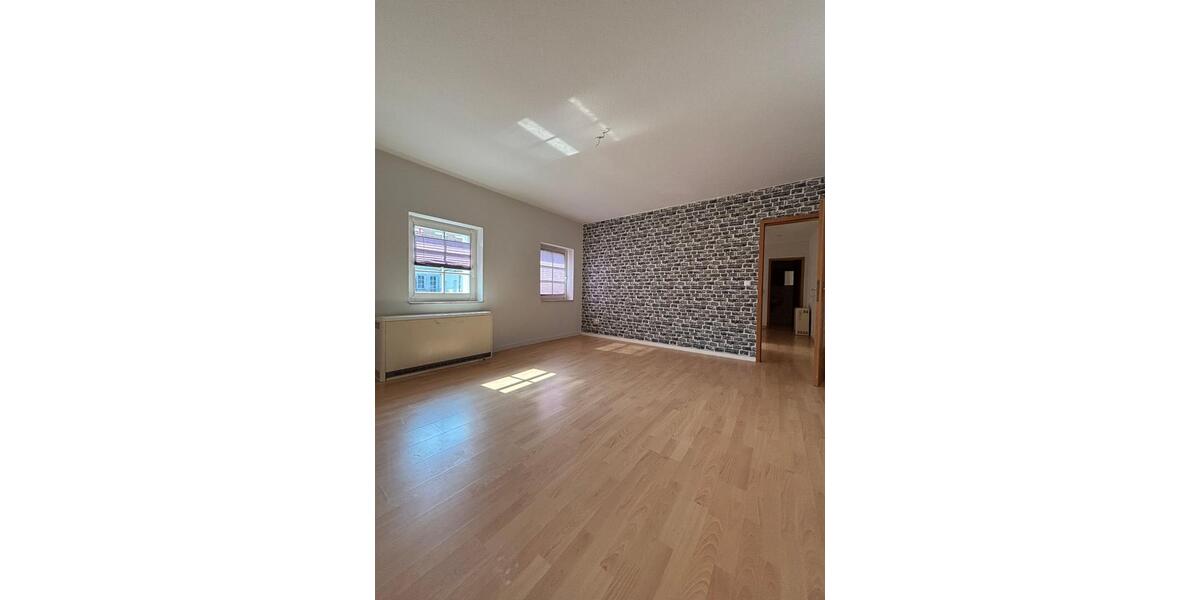 Etagenwohnung Strasburg (Uckermark) - 2 Zimmer, 57 m&sup2;, 287&euro; | Angebot:22050427