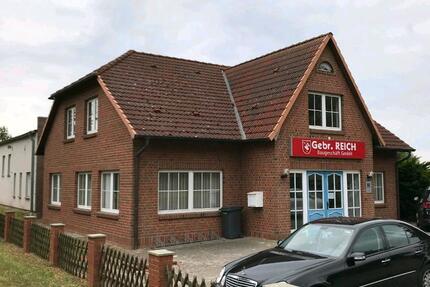 Wohnung Burow - 4 Zimmer, 95 m&sup2;, 522&euro; | Angebot:24814150