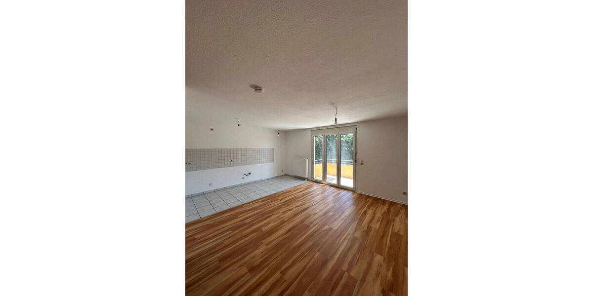 Etagenwohnung Bretten - 2 Zimmer, 50 m&sup2;, 590&euro; | Angebot:26762626