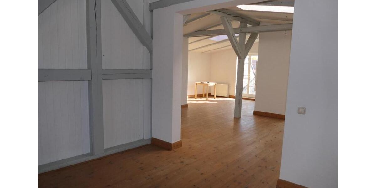 Dachgeschoßwohnung Grabow - 3 Zimmer, 80 m&sup2;, 600&euro; | Angebot:24807688