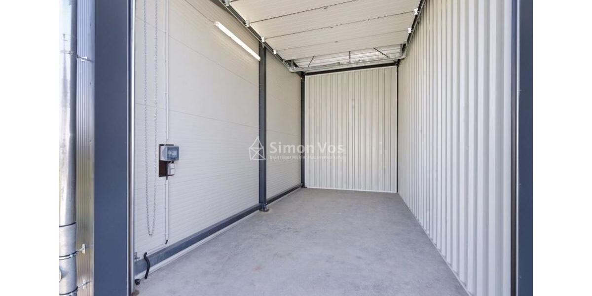 Platz genug - Großraumgarage zu Lagerzwecken zu vermieten ***** zimmer
