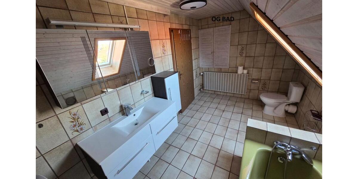 Einfamilienhaus Hohenroth - 3.5 Zimmer, 125 m&sup2;, 1.200&euro; | Angebot:26703967