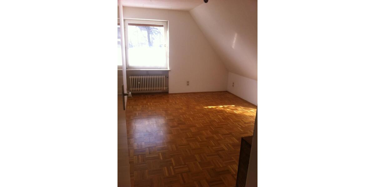 Dachgeschoßwohnung Kulmbach Blaich - 2 Zimmer, 33 m&sup2;, 470&euro; | Angebot:26561795