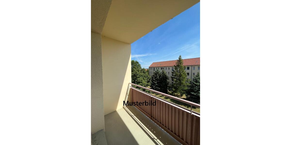 Etagenwohnung Gräfenhainichen - 3 Zimmer, 59 m&sup2;, 400&euro; | Angebot:26490790