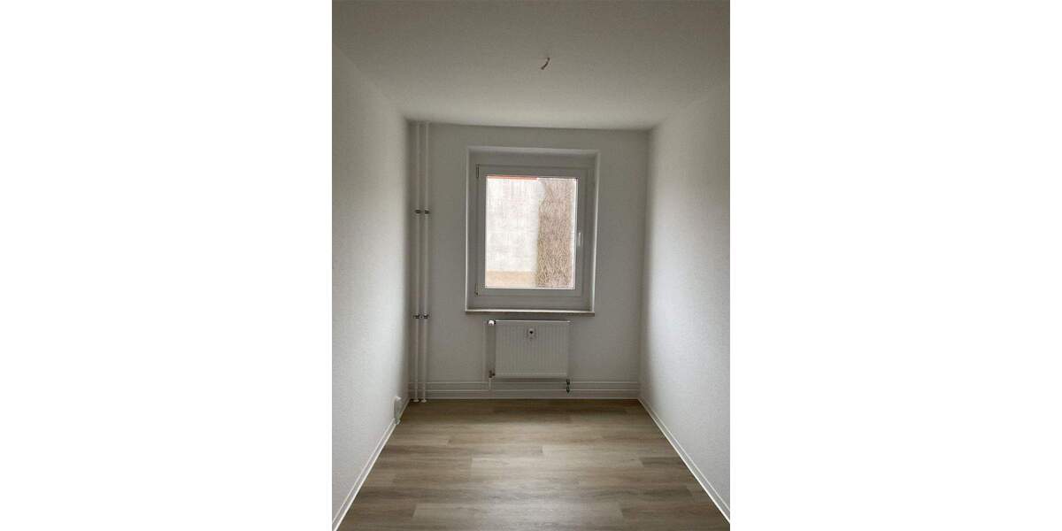 Etagenwohnung Gützkow - 4 Zimmer, 77 m&sup2;, 510&euro; | Angebot:25702212