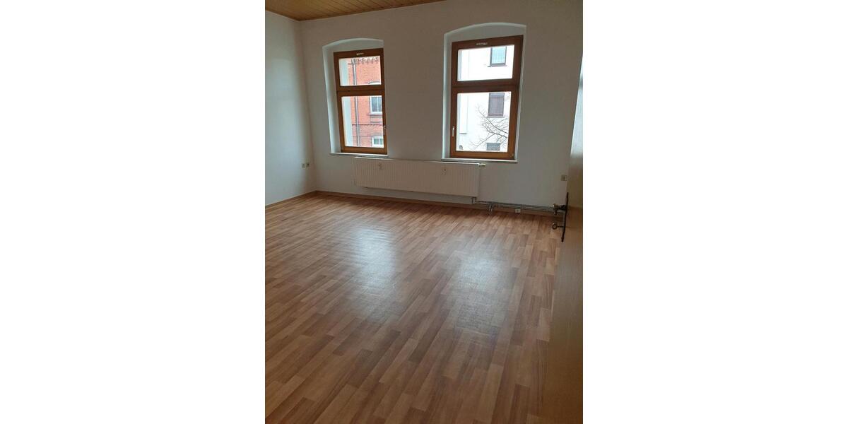 Etagenwohnung Haldensleben - 4 Zimmer, 92 m&sup2;, 850&euro; | Angebot:26234227