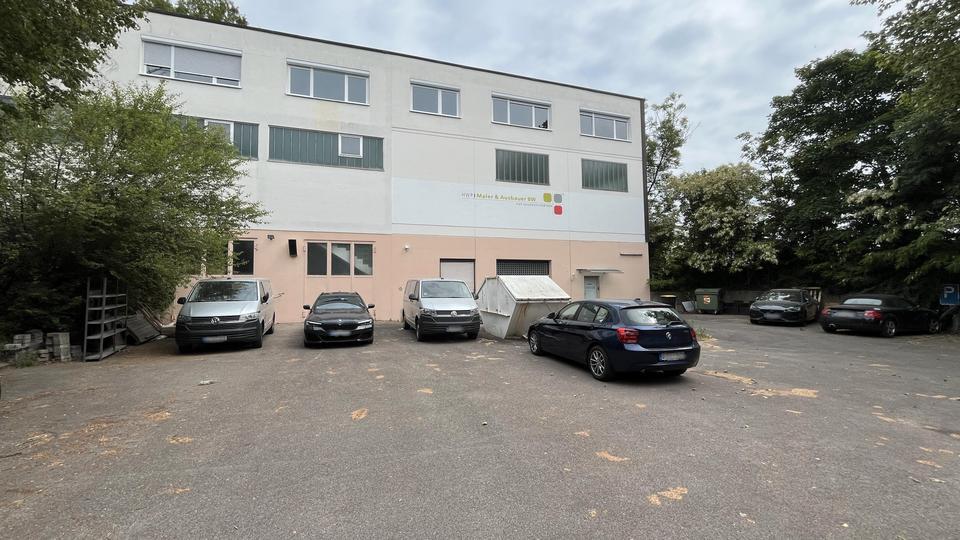 Großräumige und helle Büroetage zimmer