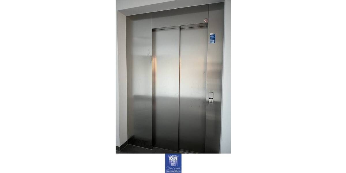 Etagenwohnung Arnsdorf - 2 Zimmer, 45 m&sup2;, 600&euro; | Angebot:25749166