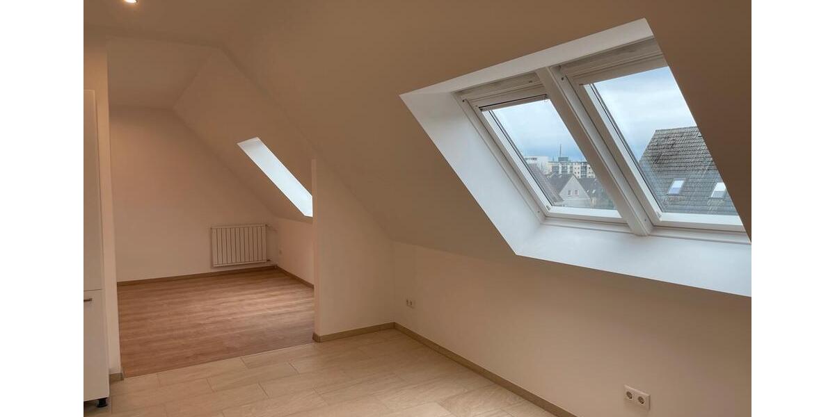 Dachgeschoßwohnung Wolfsburg Alt-Wolfsburg - 2.5 Zimmer, 54 m&sup2;, 594&euro; | Angebot:25753976