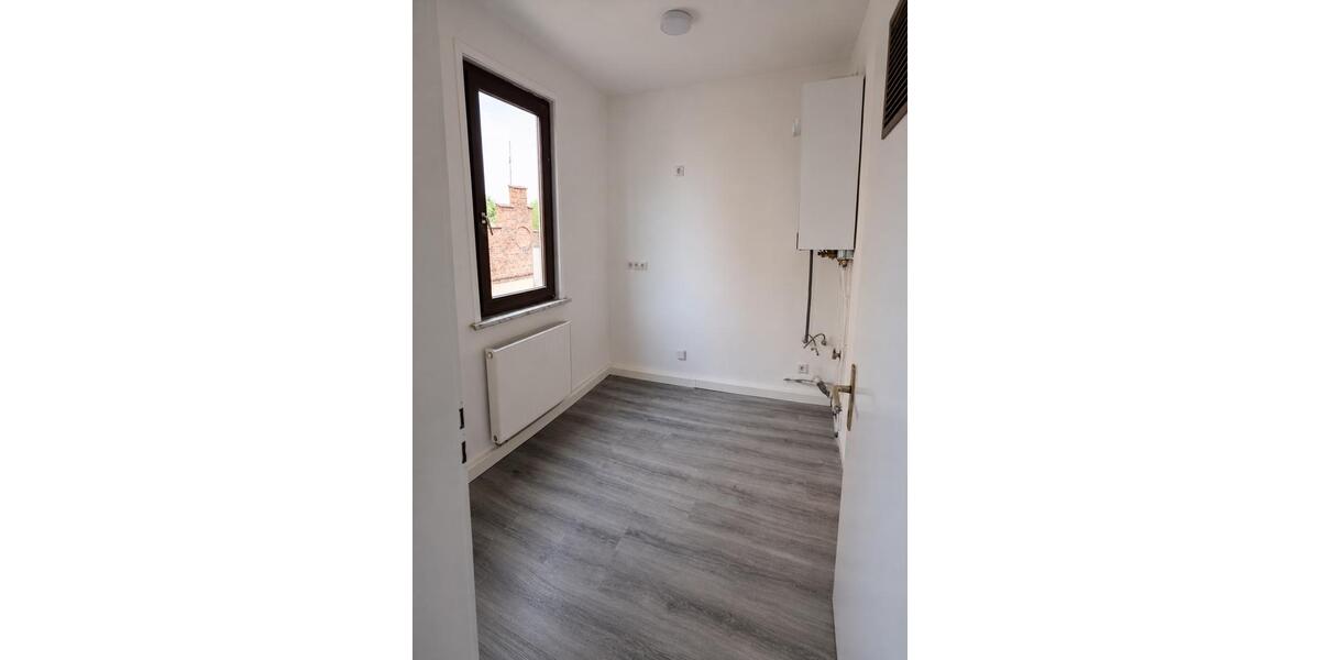 Etagenwohnung Kassel - 2 Zimmer, 42 m&sup2;, 475&euro; | Angebot:26676023
