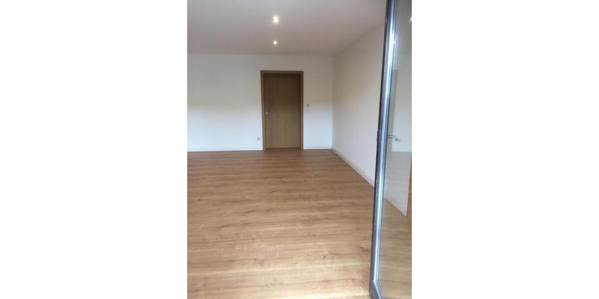 Gepflegte 2-Zimmer-Wohnung mit Terrasse in Eltmann 2 zimmer