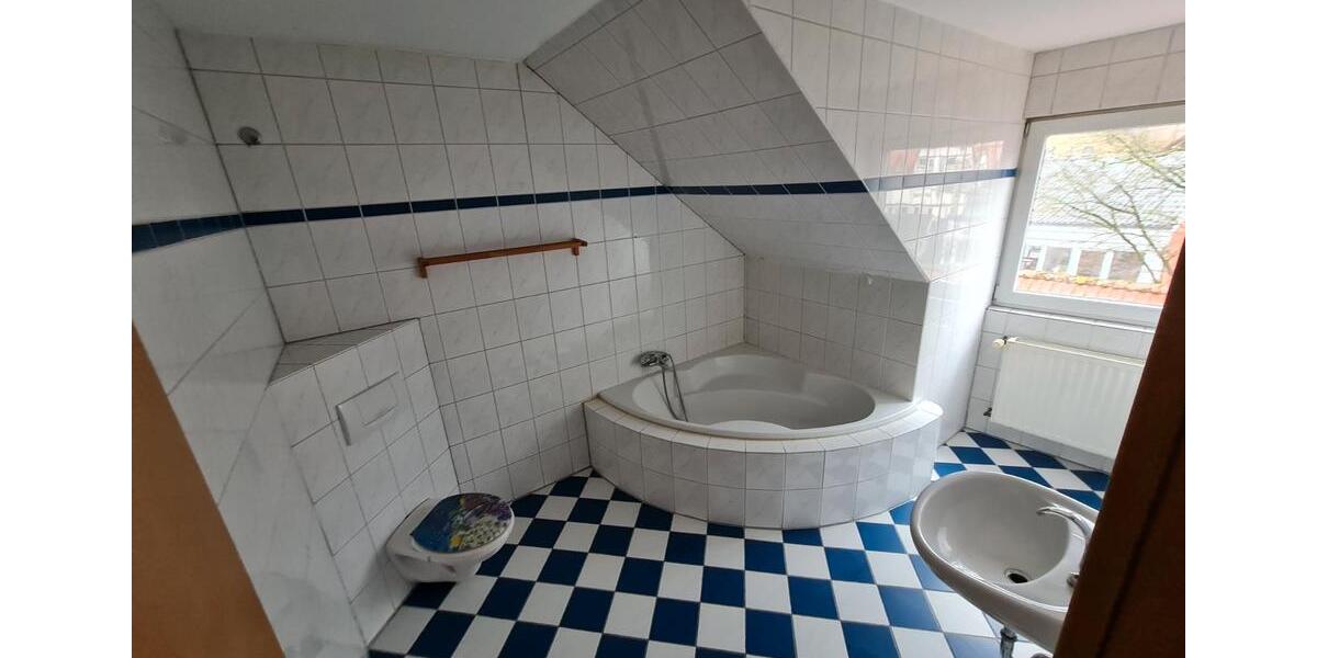 Etagenwohnung Hameln - 1 Zimmer, 10 m&sup2;, 325&euro; | Angebot:26482113