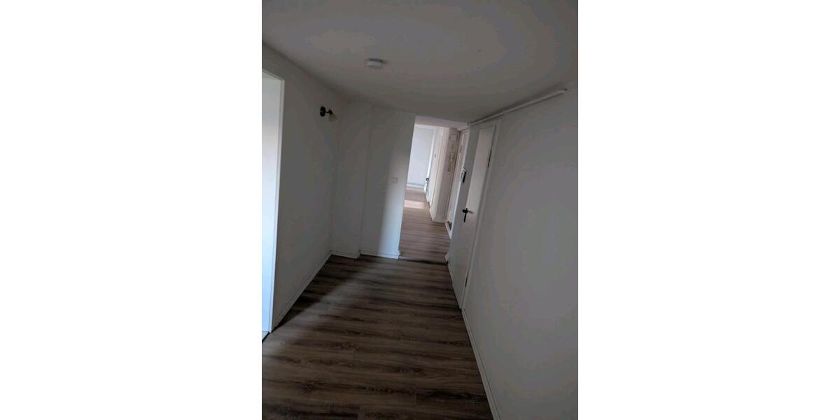 Etagenwohnung Osterode am Harz - 5 Zimmer, 120 m&sup2;, 740&euro; | Angebot:26357076