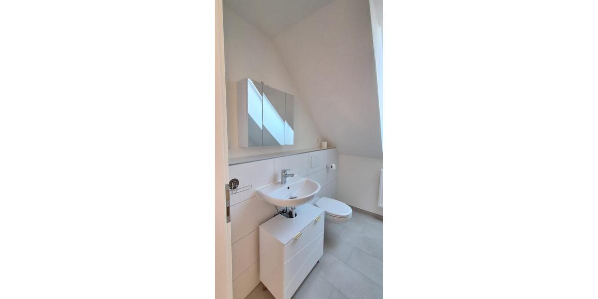 Dachgeschoßwohnung Handorf - 3 Zimmer, 77 m&sup2;, 910&euro; | Angebot:26272812